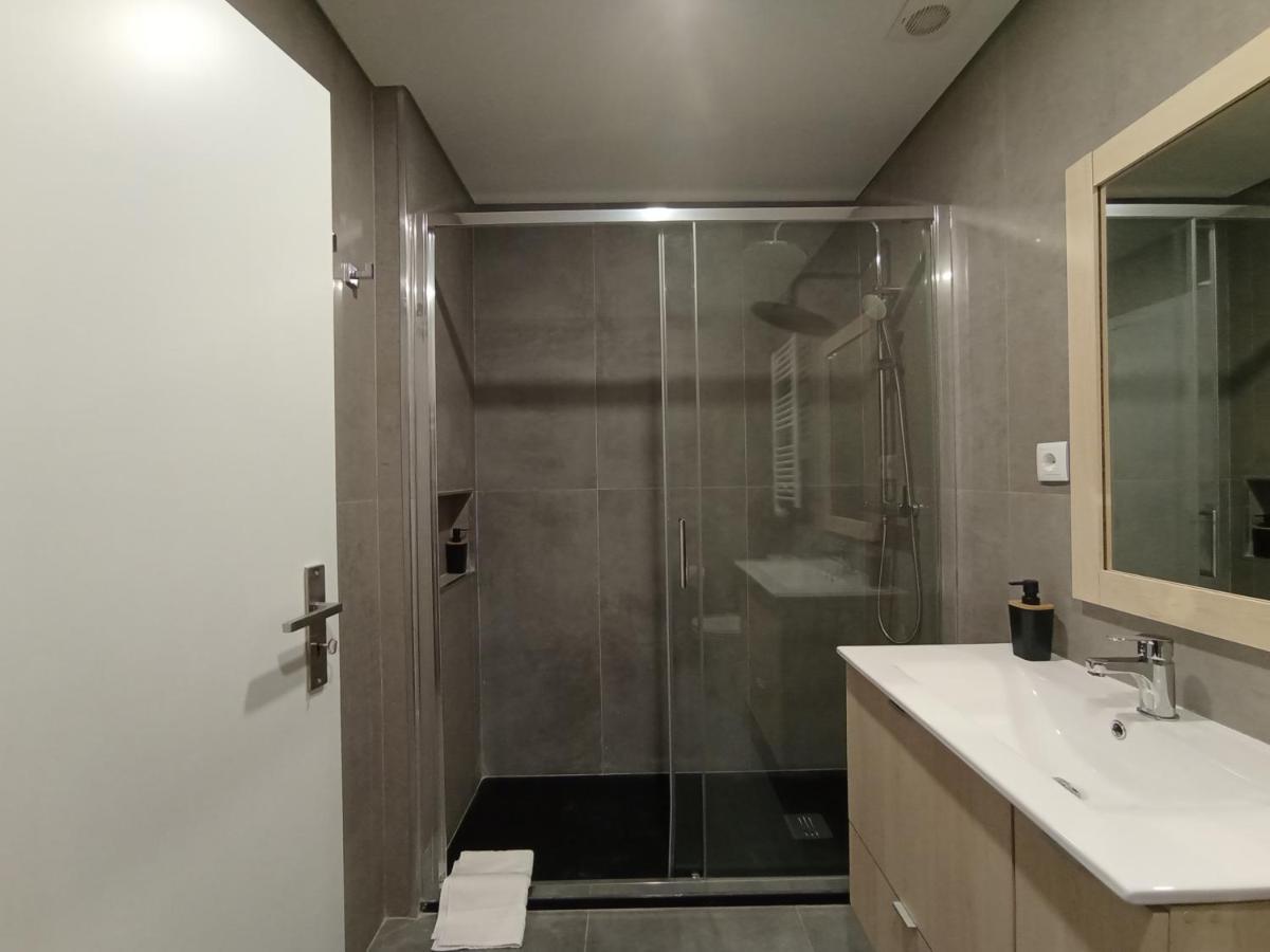 715 Gale Apartment Wi-Fi, Estacionamento Porto Dış mekan fotoğraf